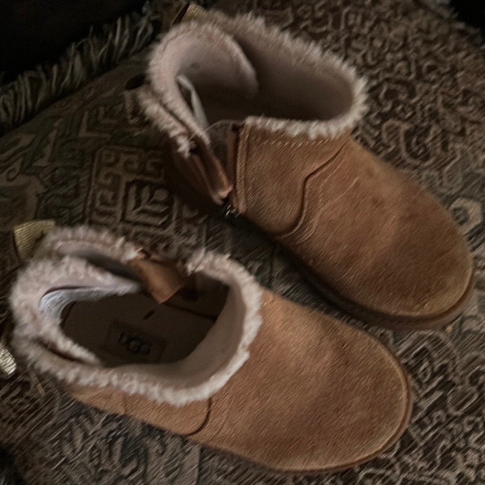 Brown suede size 9 toddler girl boots